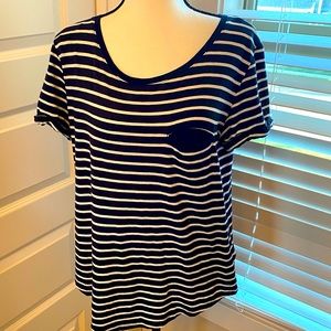 H&M|| Navy/white striped scoop neck short sleeve top with front breast pocket